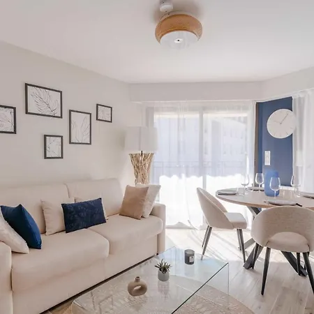 Apartment Modern With Parking Place Morny