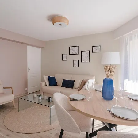 Apartment Modern With Parking Place Morny